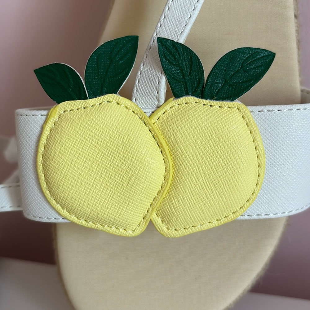 NWT Janie and Jack Collections White Lemon Sandals - Girls Size 5K - Picture 3 of 11